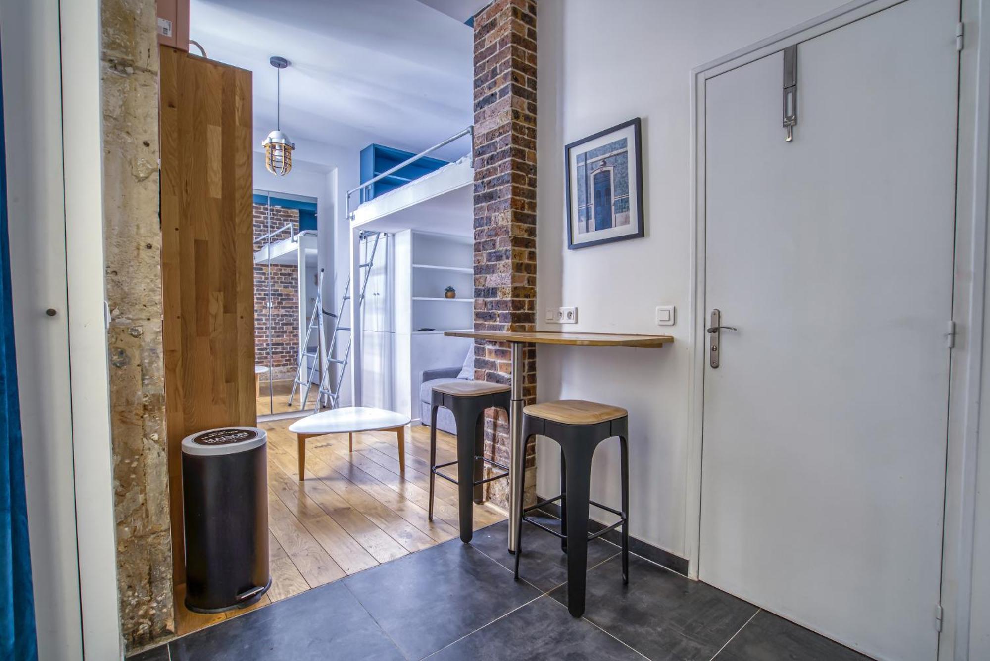 Apartment Nemo, Avec Mezzanine Sur Cour Porte Maillot *